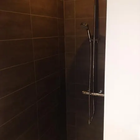 De La Halle. Apartament Figeac
